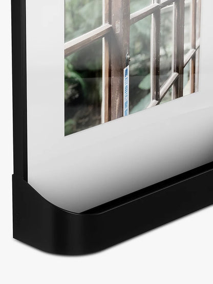 Matinee Photo Display - Black